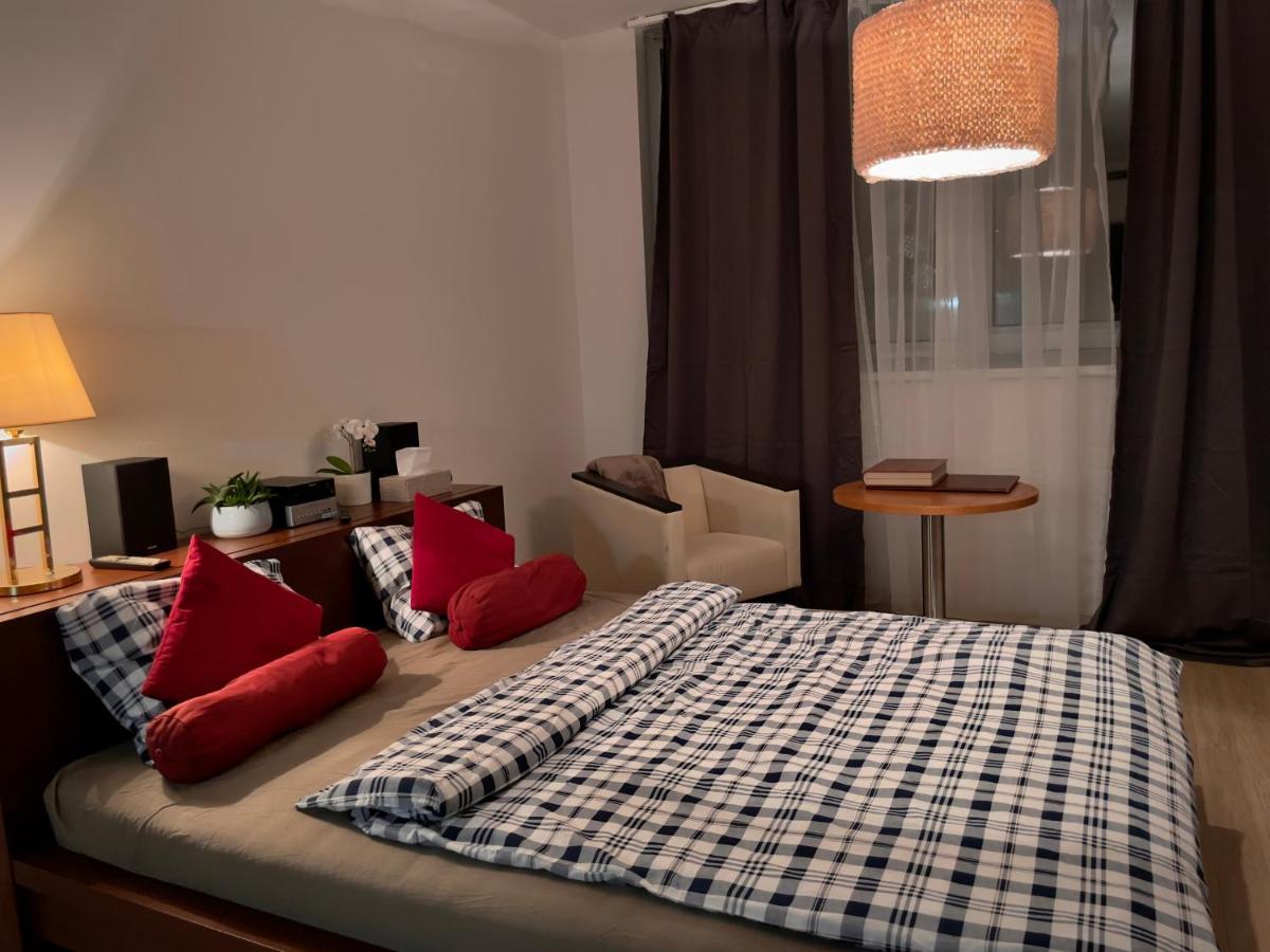 Harfa Apartment 30 Прага Экстерьер фото